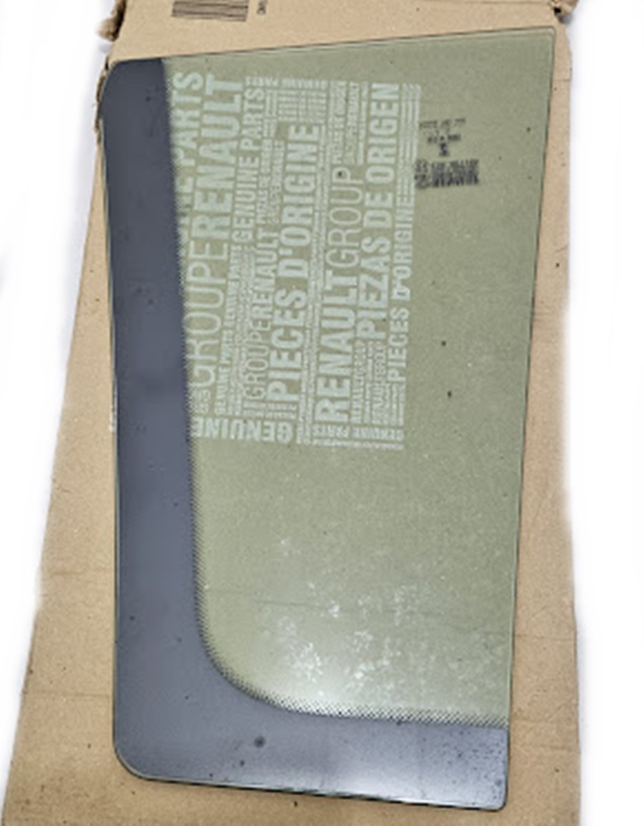 Vidro Fixo Porta Traseira Direita Renault Megane II – 8200576689