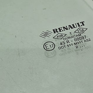 Vidro Fixo Janela Porta Traseira Direita Renault Clio III - 8200427644 - Imagem 2