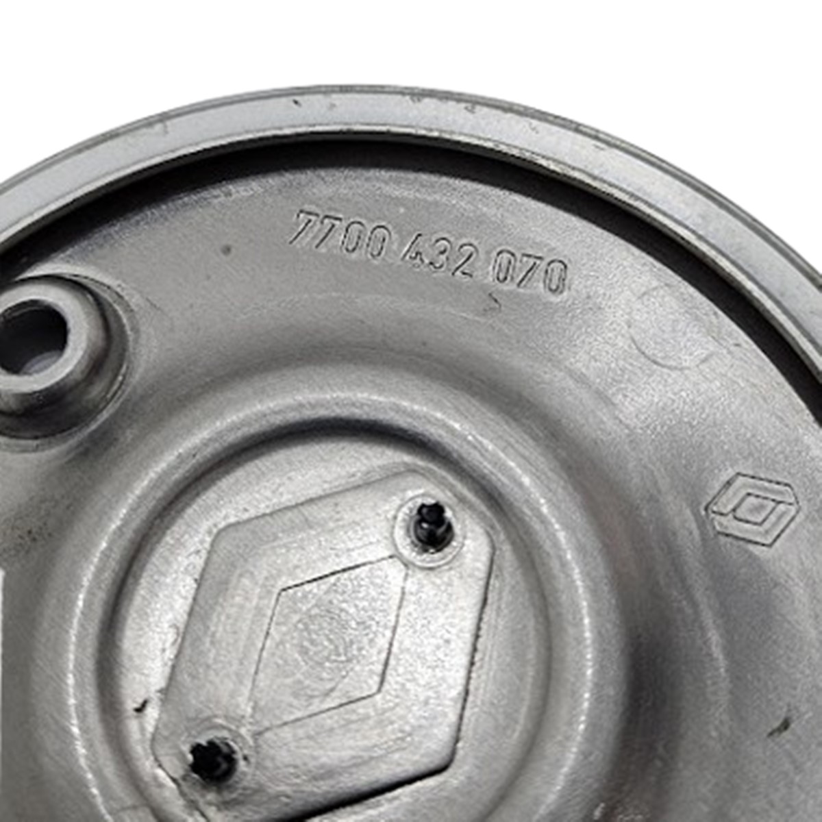 Calota de Aluminio Centro da Roda Renault Clio II - 7700432070 - Imagem 7